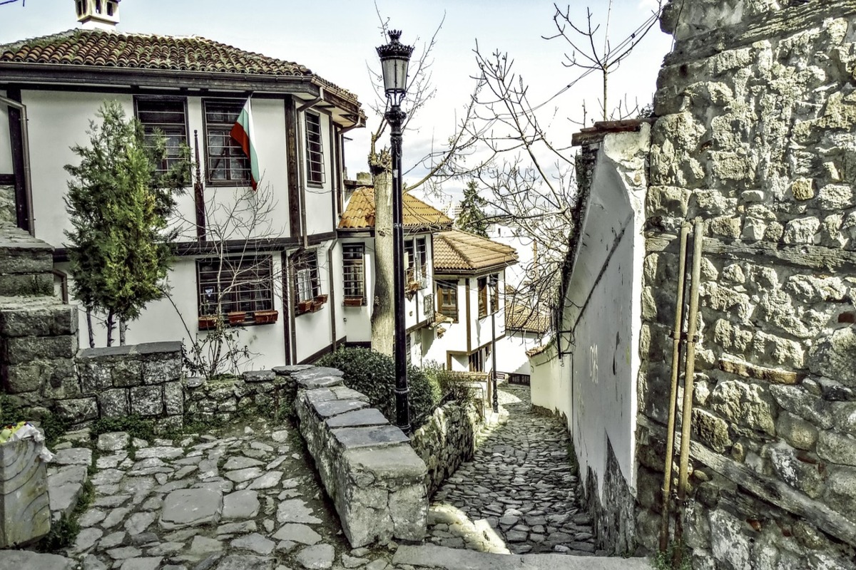 old-town-4623955_1280 (1)